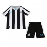 22-23 Newcastle United Home Soccer Football Kit (Top + Short) Youth